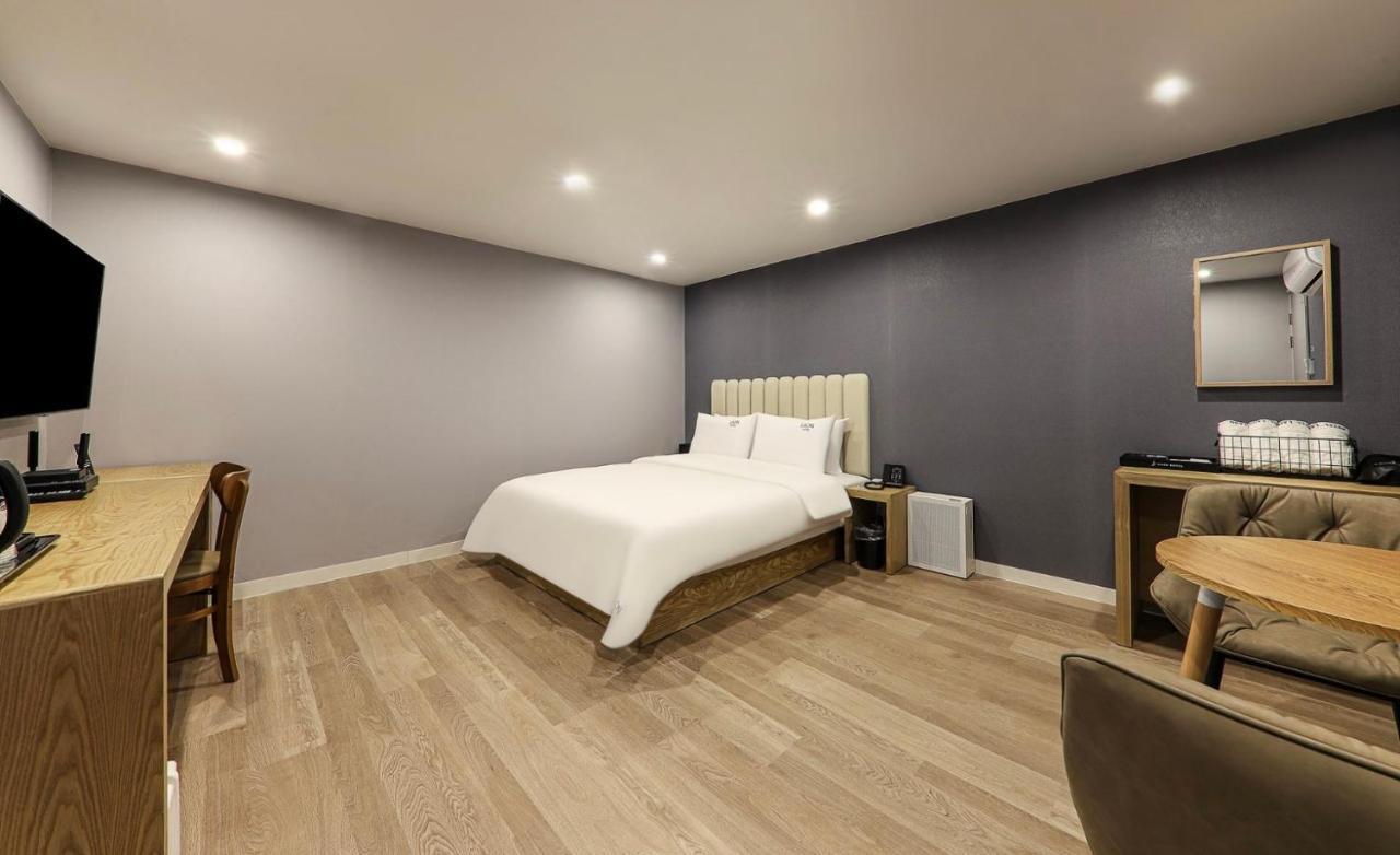 Hotel Laon Тхоньен Екстериор снимка